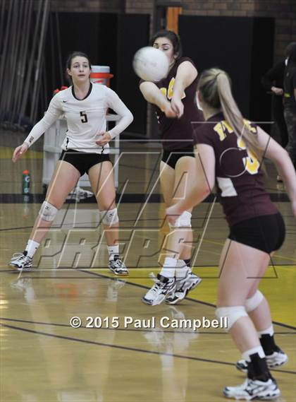 Thumbnail 2 in Gilbert vs Mountain Pointe (Gilbert Invitational) photogallery.
