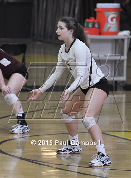 Thumbnail 2 in Gilbert vs Mountain Pointe (Gilbert Invitational) photogallery.