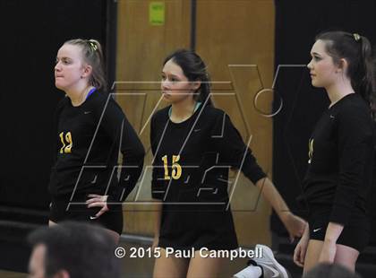Thumbnail 2 in Gilbert vs Mountain Pointe (Gilbert Invitational) photogallery.