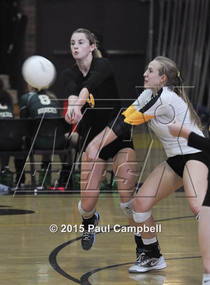Thumbnail 1 in Gilbert vs Mountain Pointe (Gilbert Invitational) photogallery.