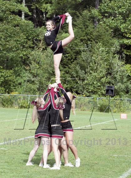 Thumbnail 1 in Londonderry @ Goffstown photogallery.
