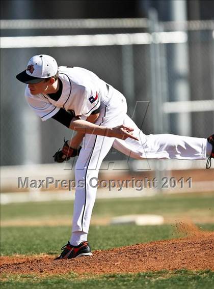 Thumbnail 2 in Aledo vs. Sherman (Jerry Durant Classic Tournament) photogallery.