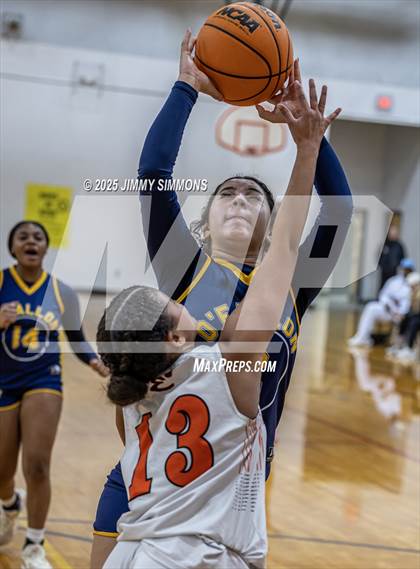 Thumbnail 1 in O'Fallon @ Edwardsville photogallery.
