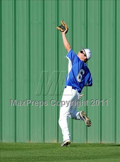 Thumbnail 1 in Corsicana vs Wakeland (James Taylor Classic) photogallery.