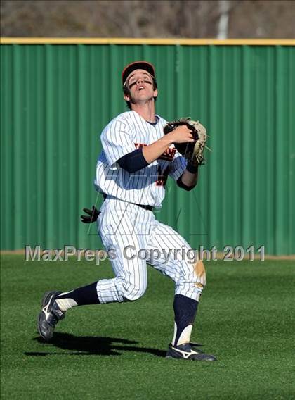 Thumbnail 2 in Corsicana vs Wakeland (James Taylor Classic) photogallery.