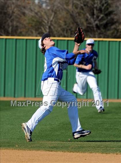 Thumbnail 1 in Corsicana vs Wakeland (James Taylor Classic) photogallery.