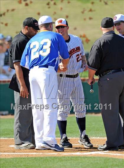Thumbnail 2 in Corsicana vs Wakeland (James Taylor Classic) photogallery.