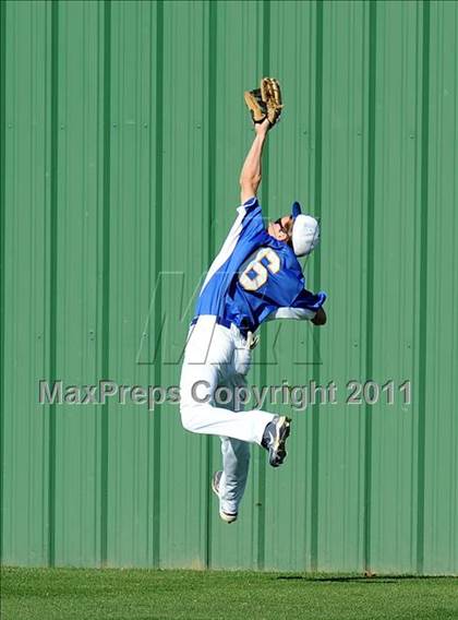 Thumbnail 2 in Corsicana vs Wakeland (James Taylor Classic) photogallery.