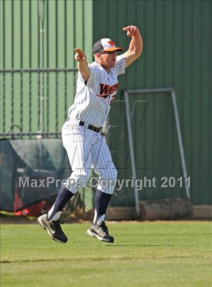 Thumbnail 3 in Corsicana vs Wakeland (James Taylor Classic) photogallery.
