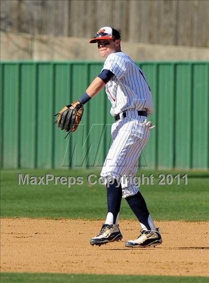 Thumbnail 1 in Corsicana vs Wakeland (James Taylor Classic) photogallery.
