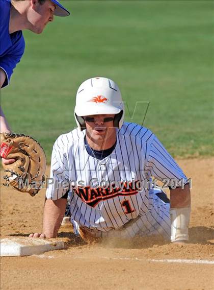 Thumbnail 1 in Corsicana vs Wakeland (James Taylor Classic) photogallery.