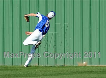Thumbnail 3 in Corsicana vs Wakeland (James Taylor Classic) photogallery.