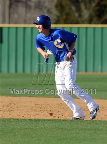 Thumbnail 1 in Corsicana vs Wakeland (James Taylor Classic) photogallery.