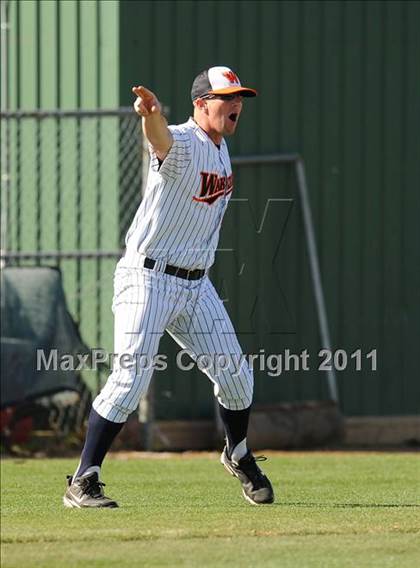 Thumbnail 2 in Corsicana vs Wakeland (James Taylor Classic) photogallery.