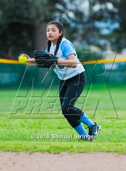 Thumbnail 3 in De Anza @ Tennyson photogallery.