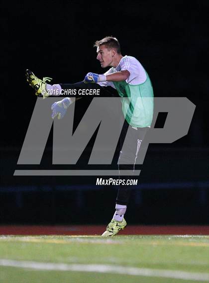 Thumbnail 2 in Honeoye Falls-Lima vs. Wilson Magnet (Section 5 Class A2 Final) photogallery.