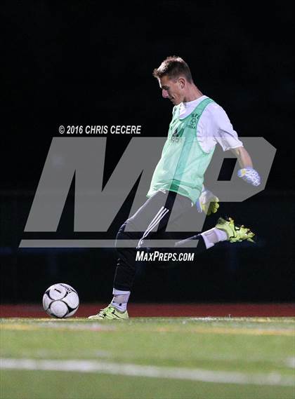 Thumbnail 3 in Honeoye Falls-Lima vs. Wilson Magnet (Section 5 Class A2 Final) photogallery.