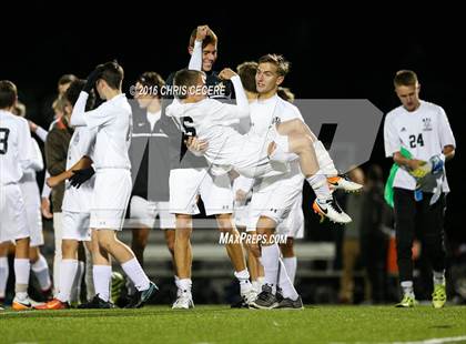Thumbnail 2 in Honeoye Falls-Lima vs. Wilson Magnet (Section 5 Class A2 Final) photogallery.