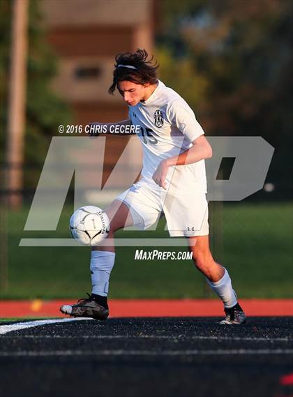 Thumbnail 3 in Honeoye Falls-Lima vs. Wilson Magnet (Section 5 Class A2 Final) photogallery.