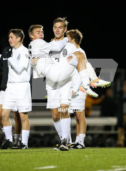 Thumbnail 3 in Honeoye Falls-Lima vs. Wilson Magnet (Section 5 Class A2 Final) photogallery.