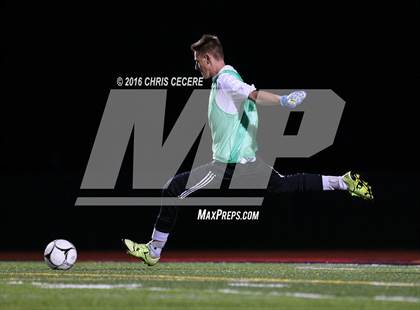 Thumbnail 3 in Honeoye Falls-Lima vs. Wilson Magnet (Section 5 Class A2 Final) photogallery.