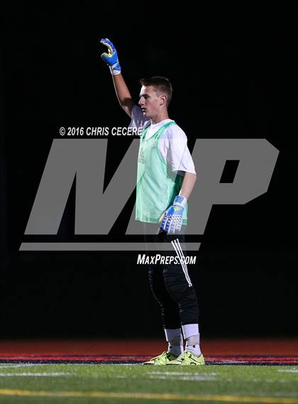 Thumbnail 2 in Honeoye Falls-Lima vs. Wilson Magnet (Section 5 Class A2 Final) photogallery.