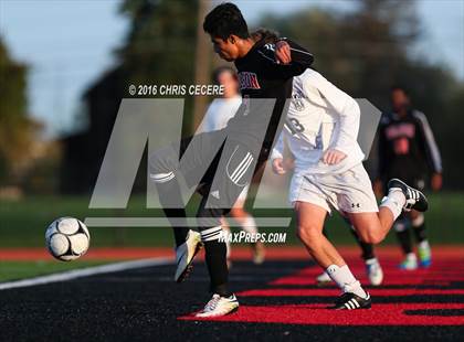 Thumbnail 2 in Honeoye Falls-Lima vs. Wilson Magnet (Section 5 Class A2 Final) photogallery.