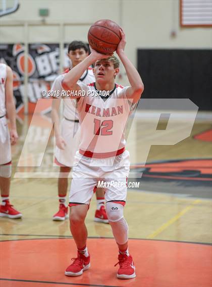 Thumbnail 2 in Kerman vs. McLane photogallery.