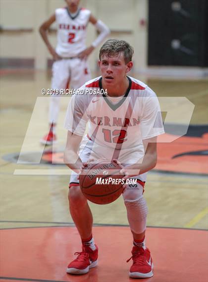 Thumbnail 3 in Kerman vs. McLane photogallery.