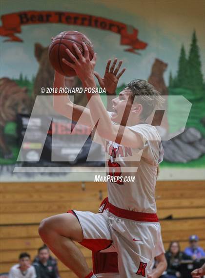 Thumbnail 3 in Kerman vs. McLane photogallery.