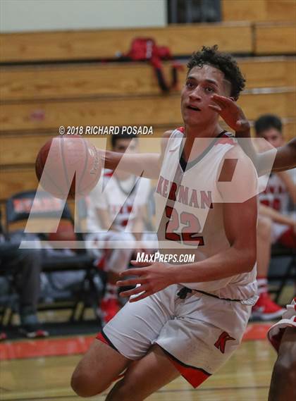Thumbnail 1 in Kerman vs. McLane photogallery.