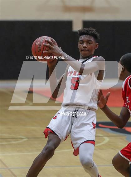 Thumbnail 2 in Kerman vs. McLane photogallery.
