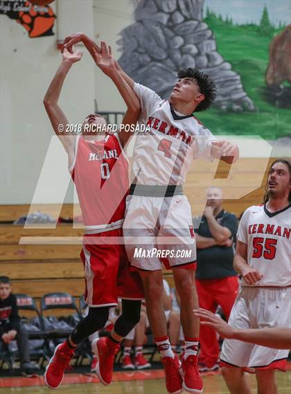 Thumbnail 2 in Kerman vs. McLane photogallery.