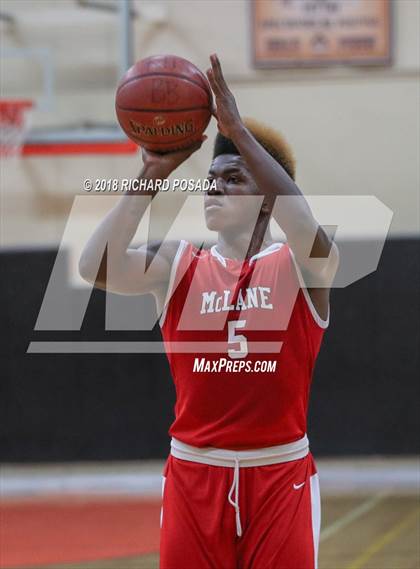Thumbnail 3 in Kerman vs. McLane photogallery.