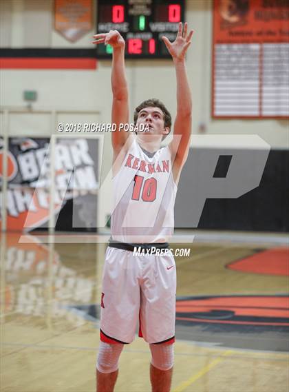 Thumbnail 2 in Kerman vs. McLane photogallery.