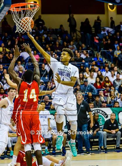 Thumbnail 1 in Foothills Christian vs. Cathedral Catholic (CIF SDS Open Dvision Final) photogallery.