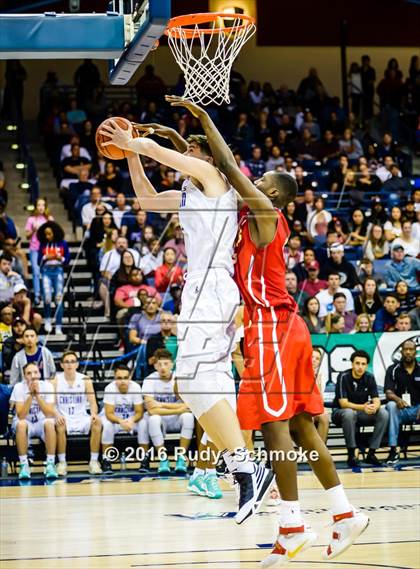 Thumbnail 2 in Foothills Christian vs. Cathedral Catholic (CIF SDS Open Dvision Final) photogallery.