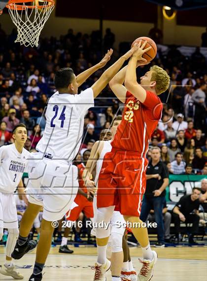 Thumbnail 3 in Foothills Christian vs. Cathedral Catholic (CIF SDS Open Dvision Final) photogallery.