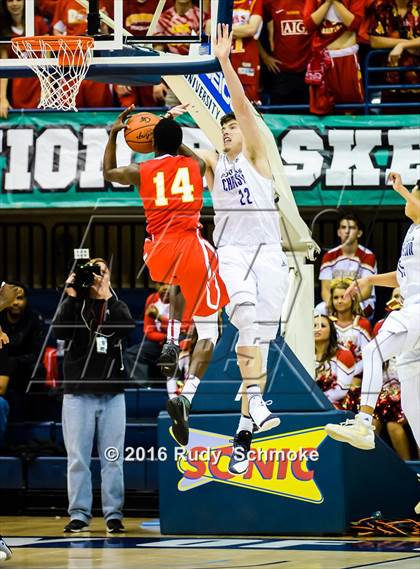 Thumbnail 2 in Foothills Christian vs. Cathedral Catholic (CIF SDS Open Dvision Final) photogallery.