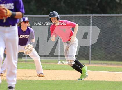 Thumbnail 3 in Weeki Wachee vs Hernando (Bay Area Baseball Fall Ball Classic) photogallery.