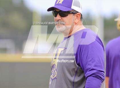 Thumbnail 2 in Weeki Wachee vs Hernando (Bay Area Baseball Fall Ball Classic) photogallery.