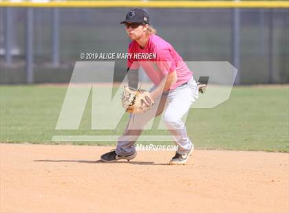 Thumbnail 2 in Weeki Wachee vs Hernando (Bay Area Baseball Fall Ball Classic) photogallery.