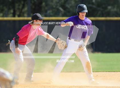 Thumbnail 3 in Weeki Wachee vs Hernando (Bay Area Baseball Fall Ball Classic) photogallery.