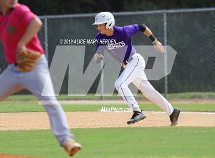 Thumbnail 1 in Weeki Wachee vs Hernando (Bay Area Baseball Fall Ball Classic) photogallery.