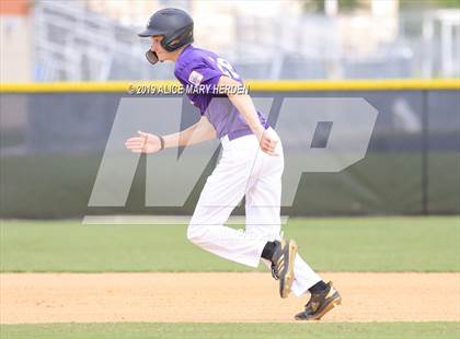 Thumbnail 2 in Weeki Wachee vs Hernando (Bay Area Baseball Fall Ball Classic) photogallery.