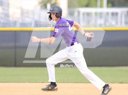 Thumbnail 3 in Weeki Wachee vs Hernando (Bay Area Baseball Fall Ball Classic) photogallery.