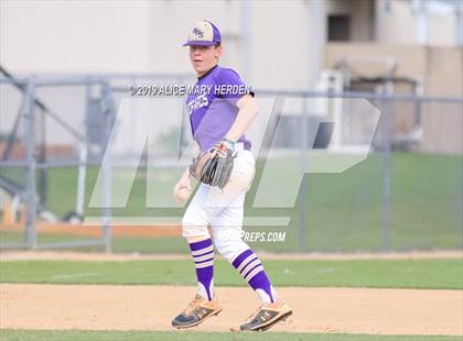 Thumbnail 3 in Weeki Wachee vs Hernando (Bay Area Baseball Fall Ball Classic) photogallery.