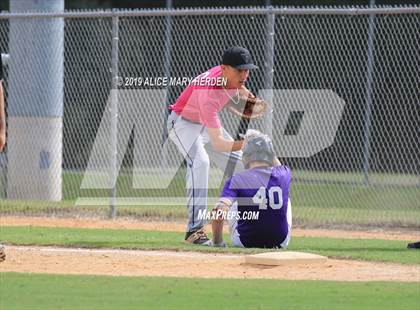 Thumbnail 1 in Weeki Wachee vs Hernando (Bay Area Baseball Fall Ball Classic) photogallery.