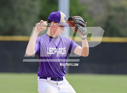Thumbnail 1 in Weeki Wachee vs Hernando (Bay Area Baseball Fall Ball Classic) photogallery.