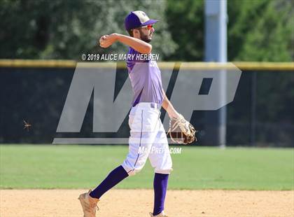 Thumbnail 3 in Weeki Wachee vs Hernando (Bay Area Baseball Fall Ball Classic) photogallery.